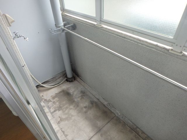 メゾン・ドーム千成のバルコニー