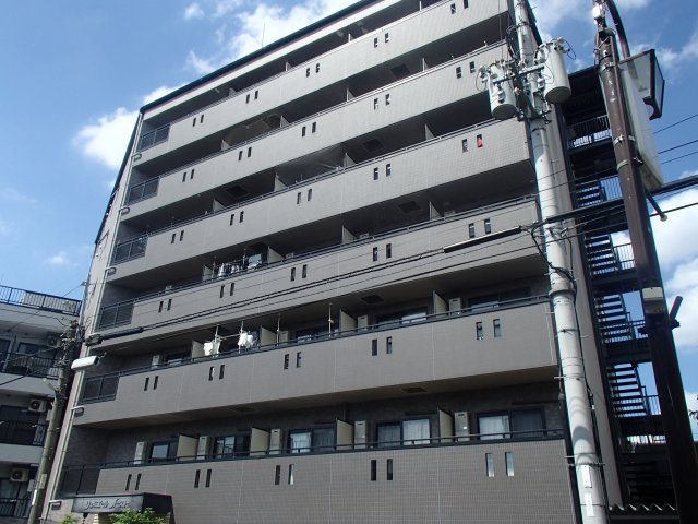 【外観】 | リュミエールイースト | 外観は落ち着いています