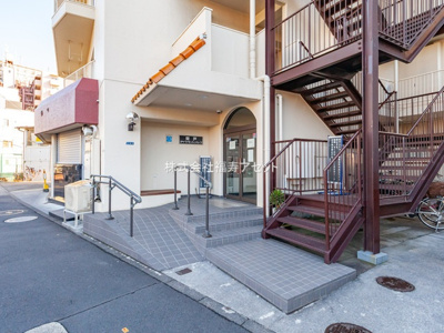 【エントランス】 | 《東南角部屋》青戸ダイヤモンドパレス