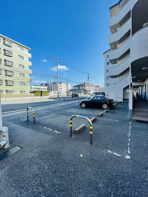 アムール室見Ⅱの駐車場