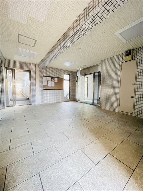 アムール室見Ⅱのエントランス