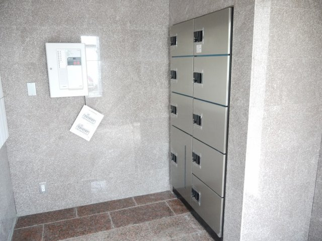 ブルースカイマンションＸのエントランス|その他共有部分