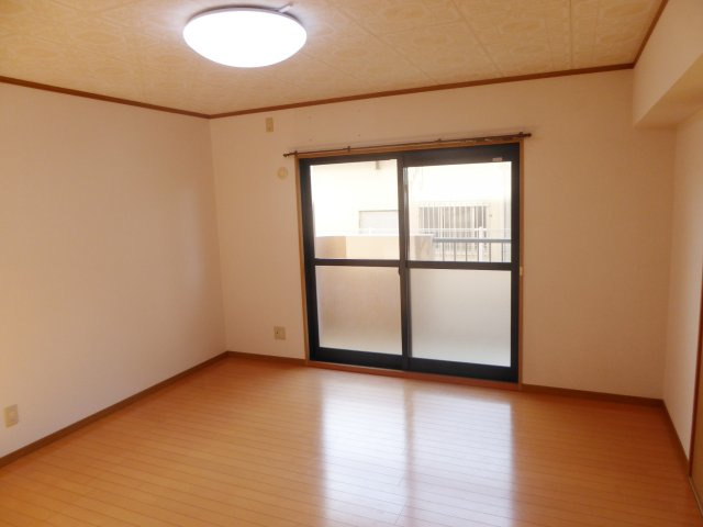 シャンティの居間・リビング