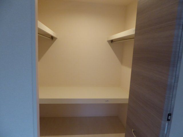 エニシャスの収納