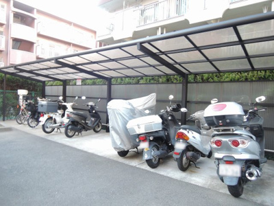 【その他共用部分】 | グリーンコーポ大倉山Ｂ棟 | バイク置場です。