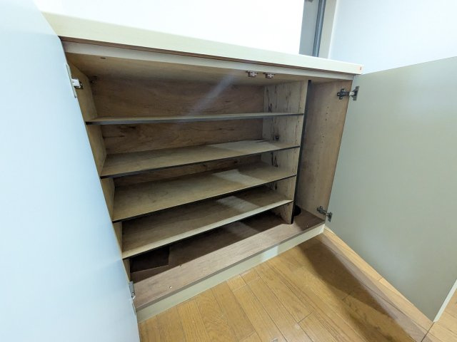 ニューウェルテラス生田の収納