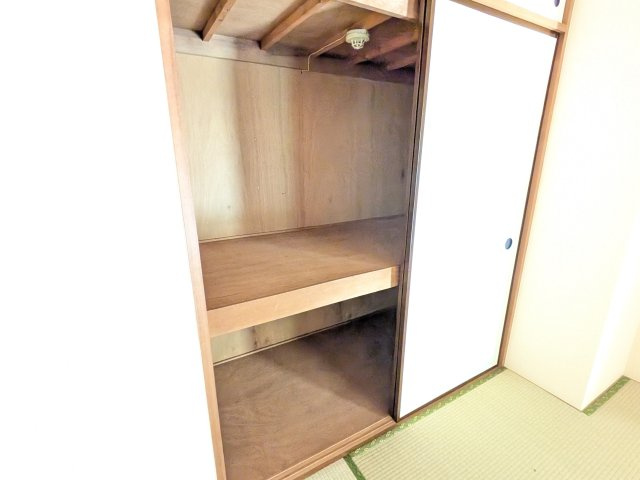 ニューウェルテラス生田の収納