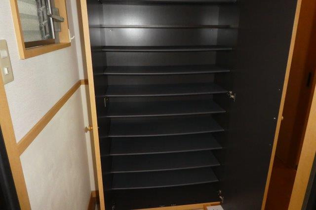 オアシス伍番館の内装|シューズボックス
