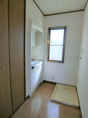 グランディハイツ南吉田I棟の居間・リビング