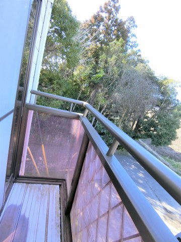 グランディハイツ南吉田I棟のバルコニー