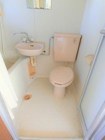 グランディハイツ南吉田B棟の浴室