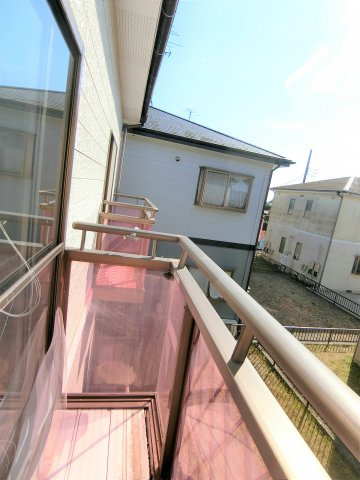 グランディハイツ南吉田B棟のバルコニー