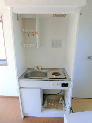 グランディハイツ茂原B棟のキッチン