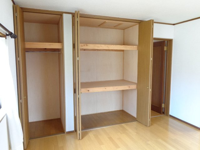 入野町6017-1戸建の収納|収納のためのスペースです