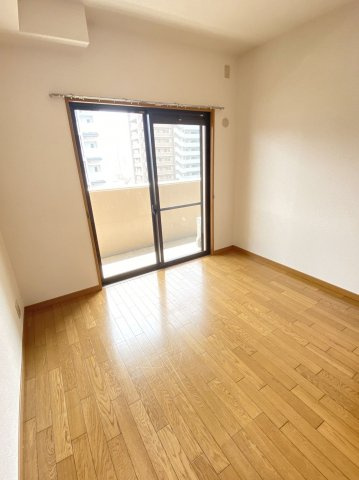 【寝室】 | ラフォーレ箱崎II | 寝室にぴったりのお部屋です