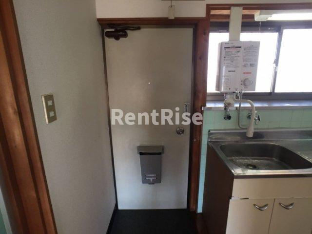 第二コーポ犬飼の玄関