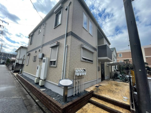 船橋市前原西４丁目のアパートの外観