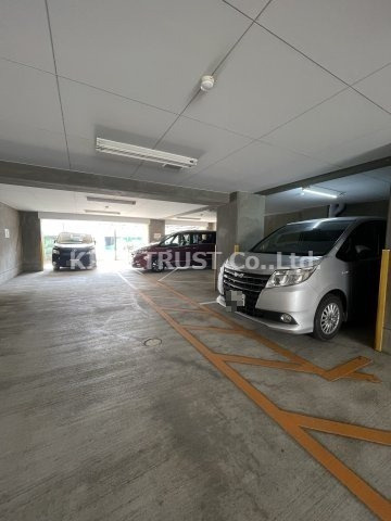ヴィエントフレスコの駐車場|駐車場に車を止められます