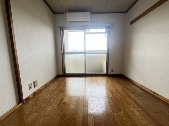 新檜尾台第1次住宅29号棟の寝室