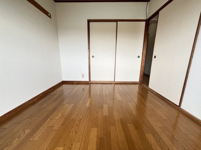 新檜尾台第1次住宅29号棟の洋室