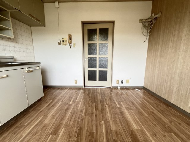 新檜尾台第1次住宅29号棟の居間・リビング