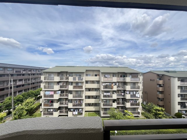 新檜尾台第1次住宅29号棟の展望