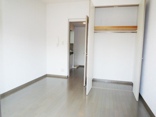 ステラ湯島の洋室|※写真は別室になります