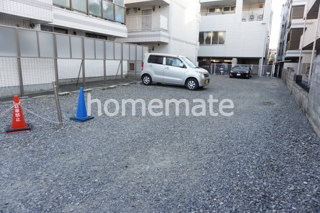 メイン渡鹿の駐車場