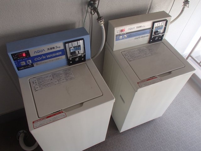 【その他共用部分】 | セントラルヴィラ | コインランドリーもあります