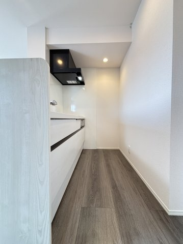 リカームの洋室
