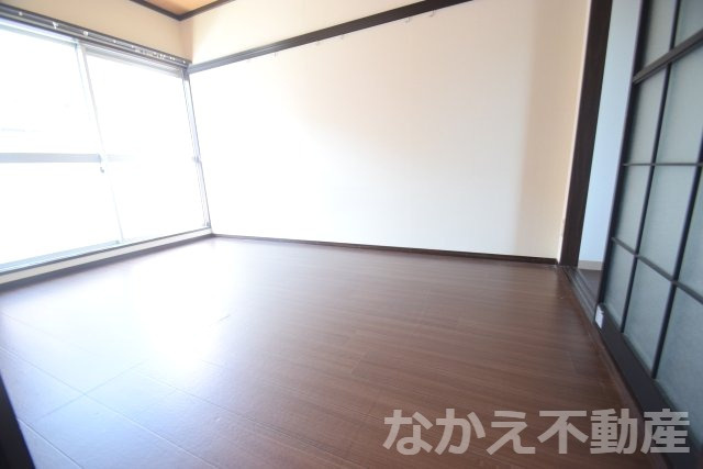 【居間・リビング】 | ゆったり過ごせる居間です