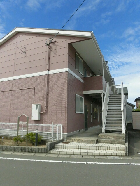 西浜ハイツのエントランス