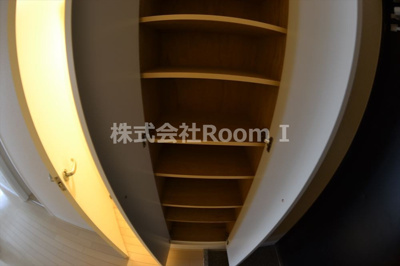 【玄関】 | キャピトル安堂寺 | シューズボックスです。
