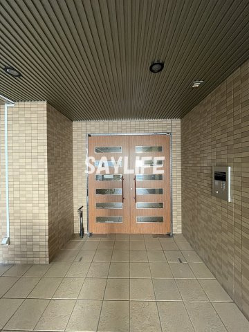 エレガンスレイヴのエントランス