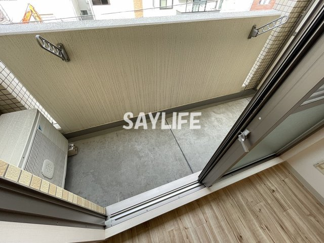 エレガンスレイヴのバルコニー