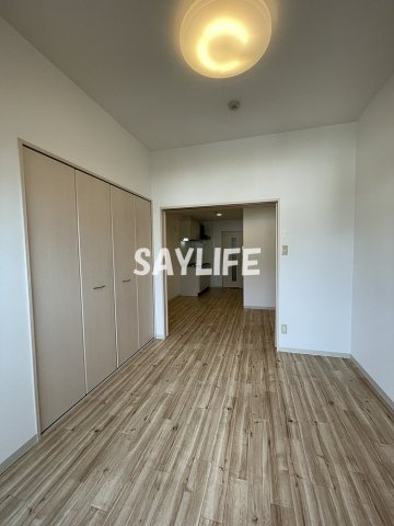 エレガンスレイヴの内装