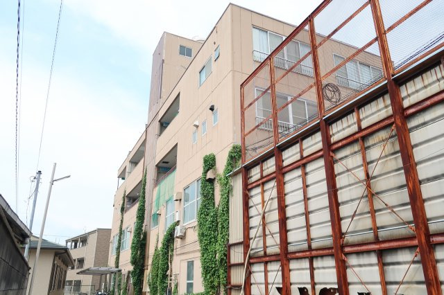 池田グランドコーポの外観|建物裏側からの外観
