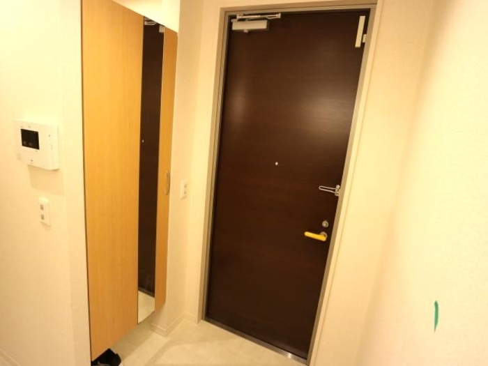 セジュール関目の玄関