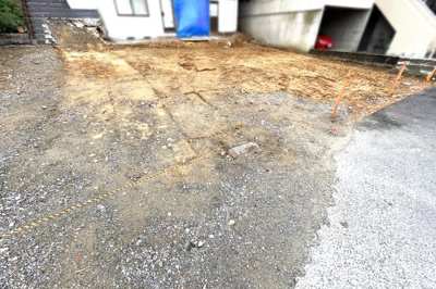 【外観】 | 城陽市寺田大谷　新築戸建 | 【周辺情報】《マツヤスーパー久津川店》6分・《デイリーヤマザキ 城陽平川店》3分と買物施設も近くて便利なエリアです！