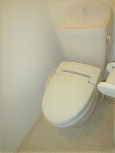 カトルセのトイレ|コンパクトで使いやすいトイレです
