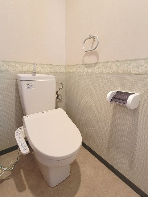クレールセゾンⅠのトイレ|落ち着いたトイレです