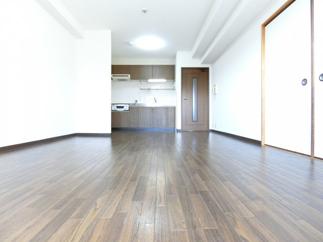 ドミール有住の居間・リビング