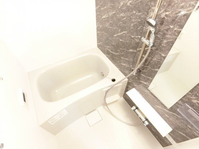 サンプラザ金剛の浴室