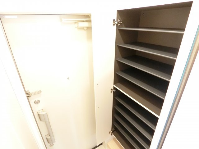 サンプラザ金剛の収納