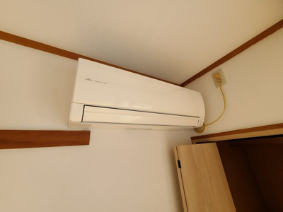 【設備】 | リトルアーバン | エアコン付きです