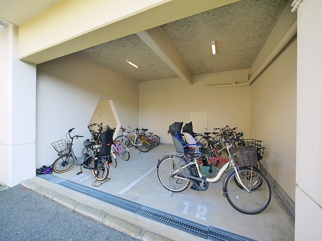 ルノアス富雄のその他|駐輪場です