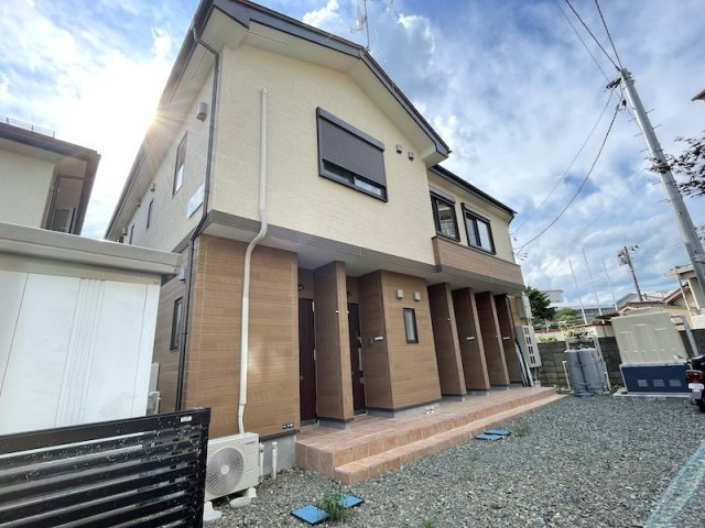 ラ・ペルラ下北沢