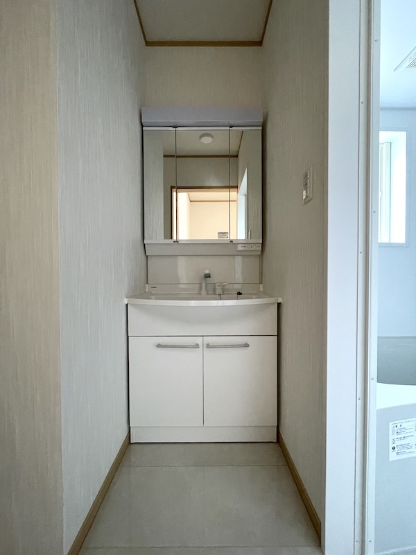 Comodo de Vivere(コモド　ダ　ヴィーヴァレ)　の洗面所