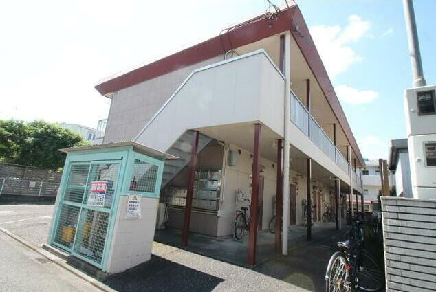 ハイツ村尾の外観