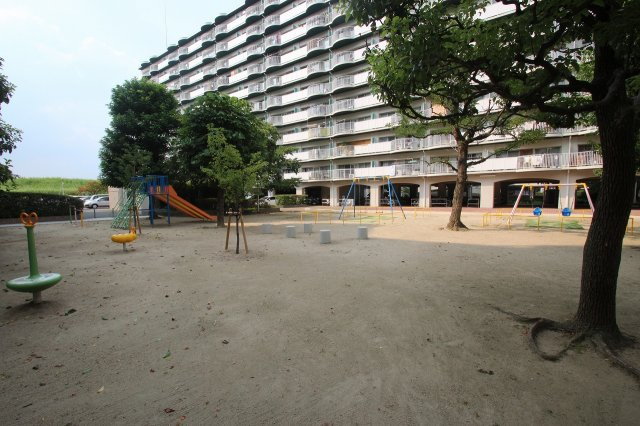 淀川パークハウス2号棟の周辺|マンションからすぐのところにあり、人目があるので防犯面でも安全ですね♪
